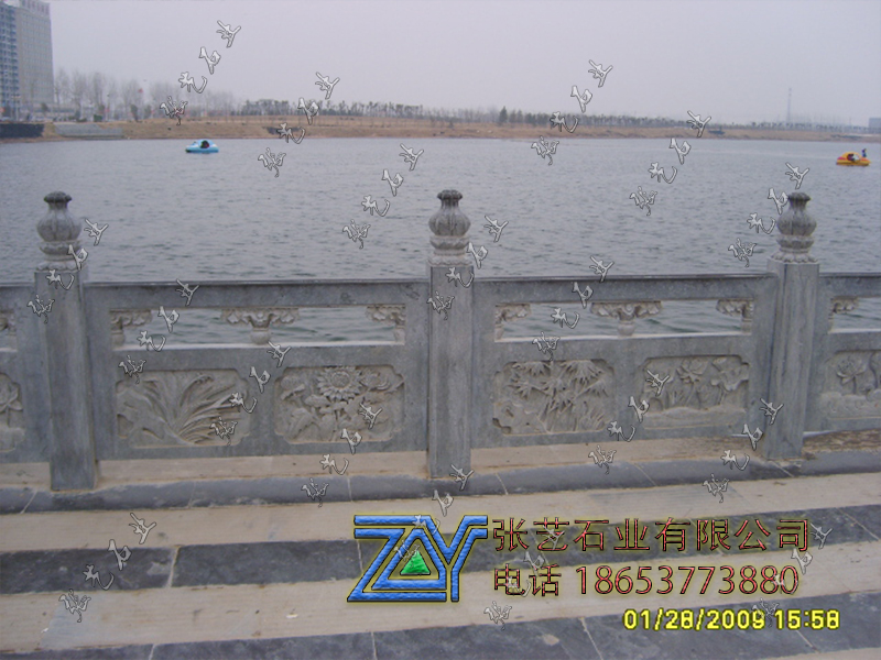石栏杆 