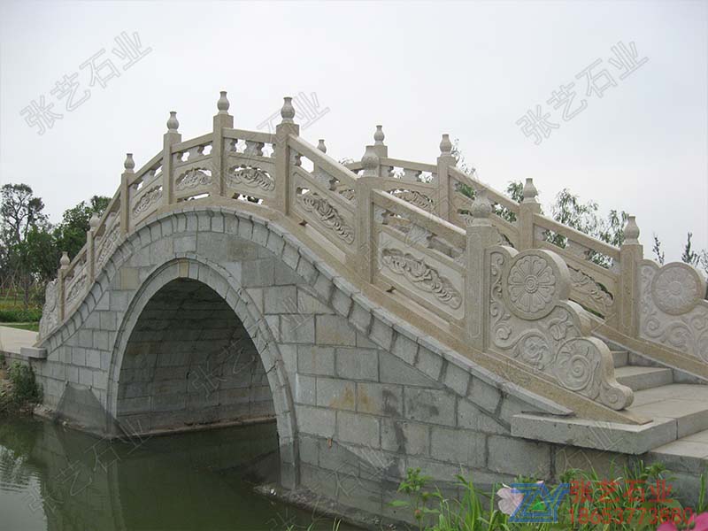 石栏杆 